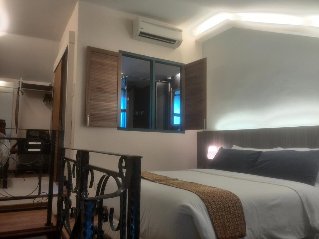 The Boutique Residence Hotel Джорджтаун Номер фото